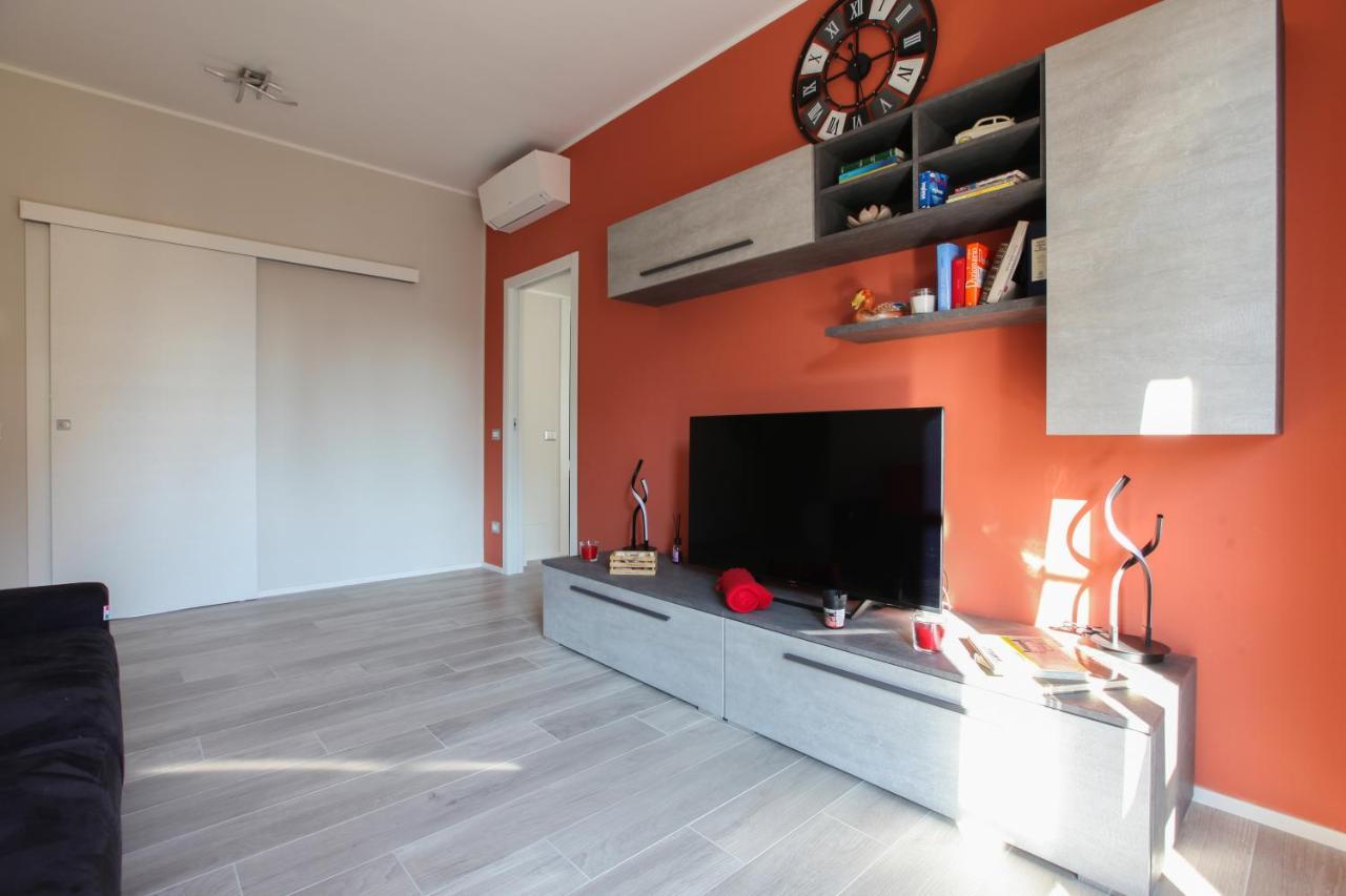 شقة Dada 2Bd App - Nuovo In Centro Zona Navigli ميلان المظهر الخارجي الصورة